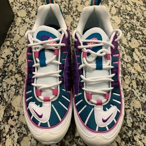 Air max 98 Easter (women’s size 9)